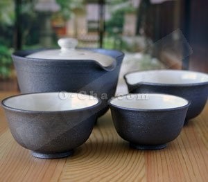 Yakishimei Shiboridash Teapot Set